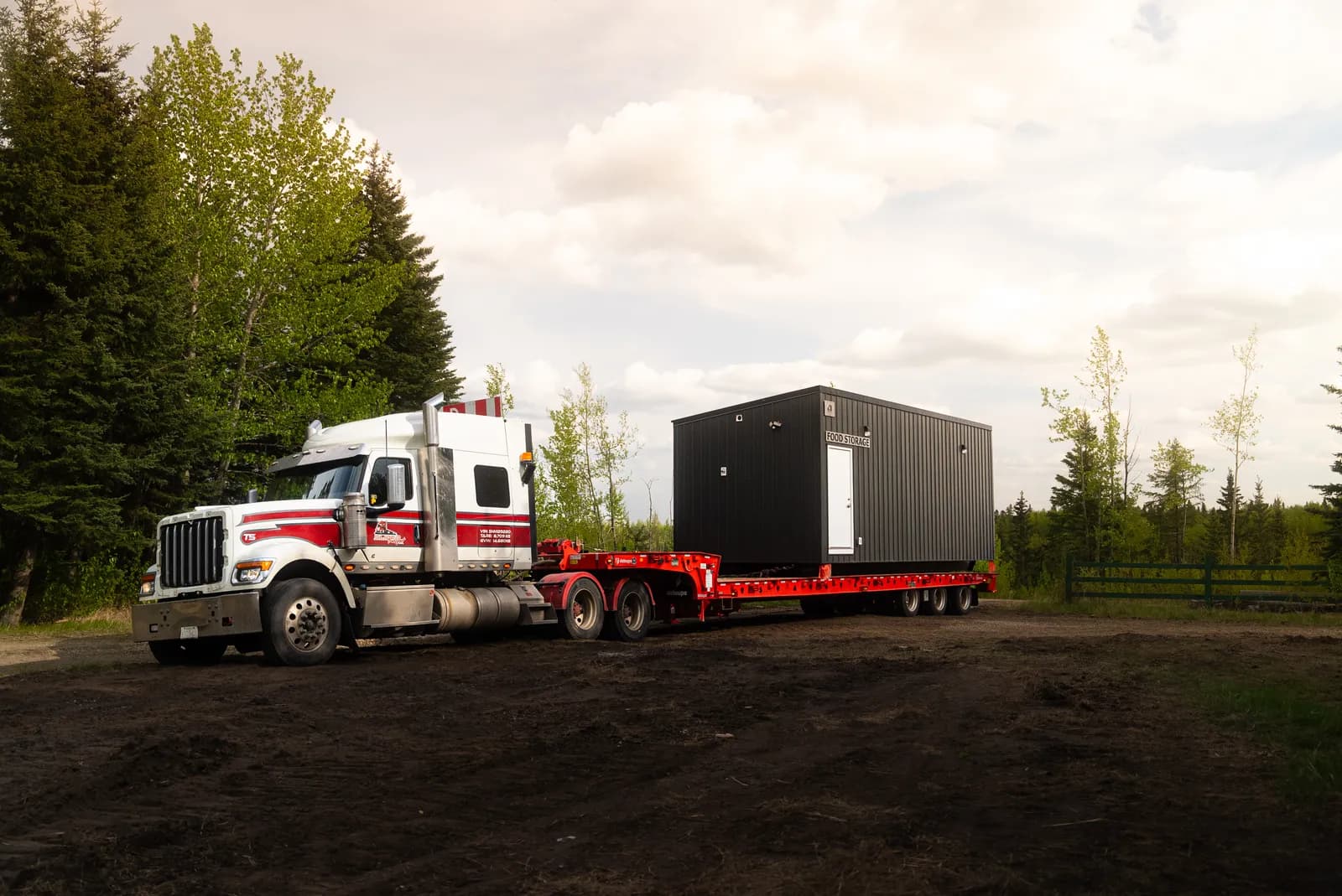 Modular Buildings in Grande Prairie: Offices, Camps